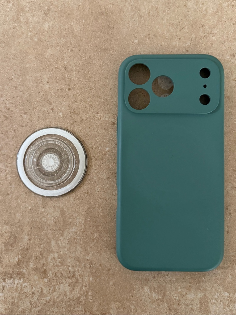 iPhone 17 Pro Max Magsafe Silicon Case and PopSocket